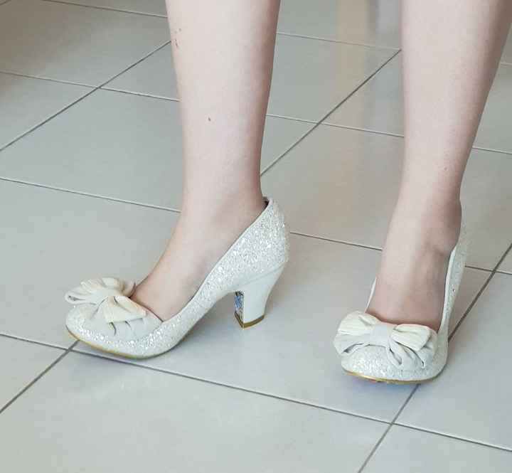 Irregular choice avis top