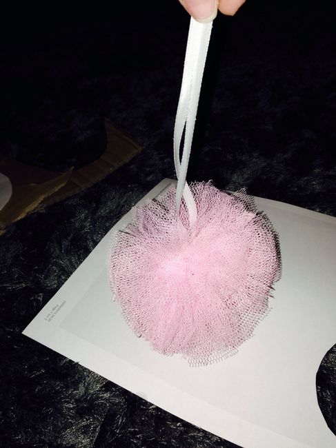 Premier pompom fait en tulle