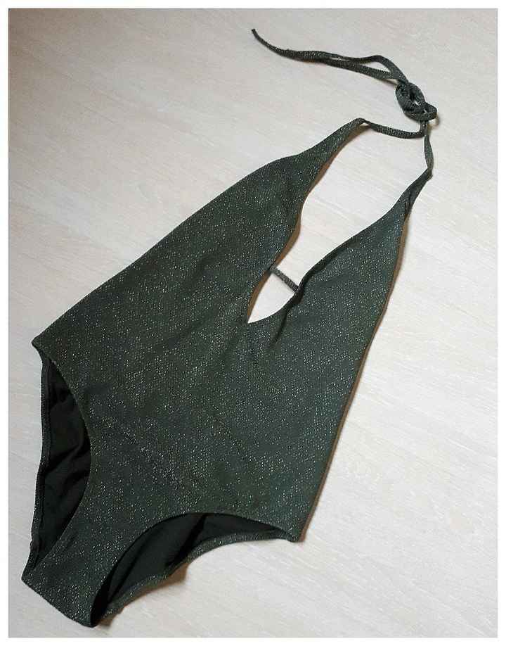Robe dos nu et bronzage.... la galère - 1