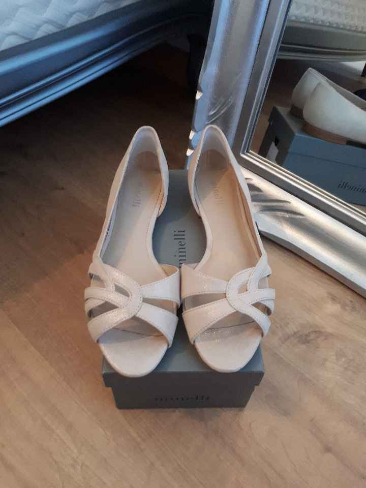 Chaussures trouvées - 5