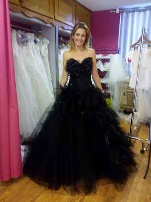 Fan ou pas fan de ces robes de mariée noires ? - 1