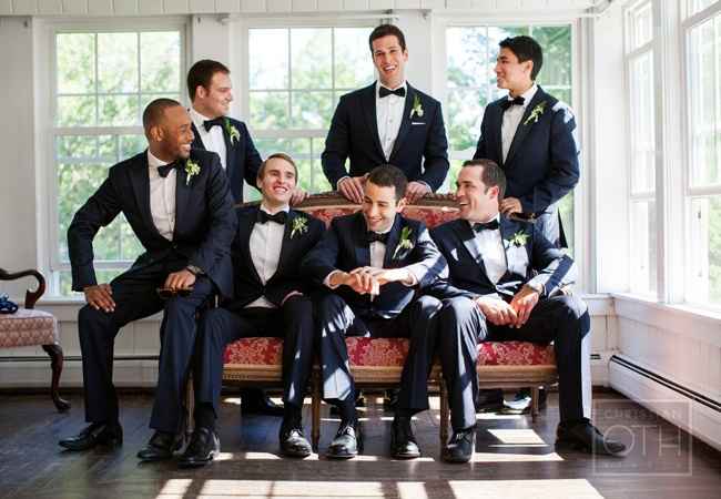 La tenu des témoins du marié - 1