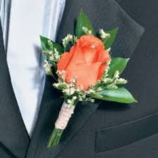 .les boutonnières seront en fleurs fraiches