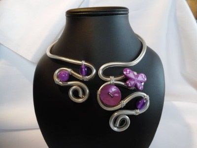 --------------------------------