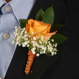 Les boutonnières. j'en ai pris un pour mon futur, une pour mon garçon, une pour nos papa et une pour