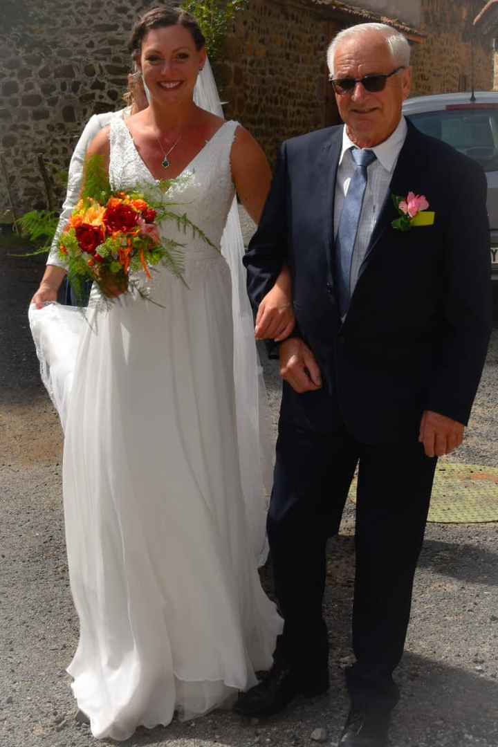 Mon papy qui m'a amener à la mairie (mon papa c'était à l'Eglise)