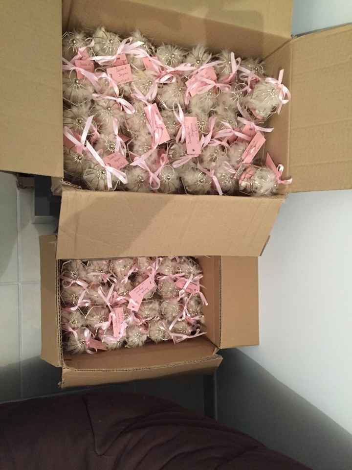120 contenants a dragées plus tard... - 1