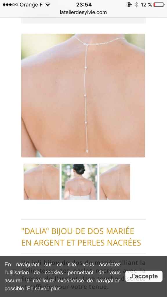 Tentée par le bijou de dos - 3