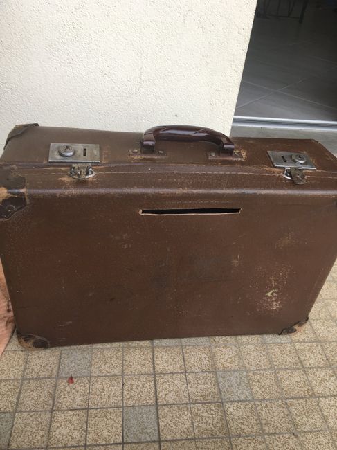 Retaper une valise avant/après - 1