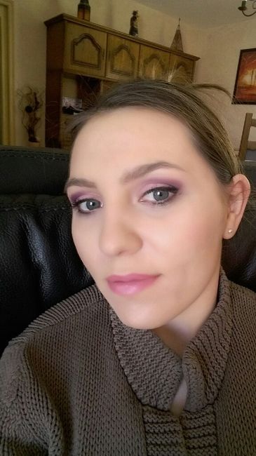 Essai maquillage contente - 2