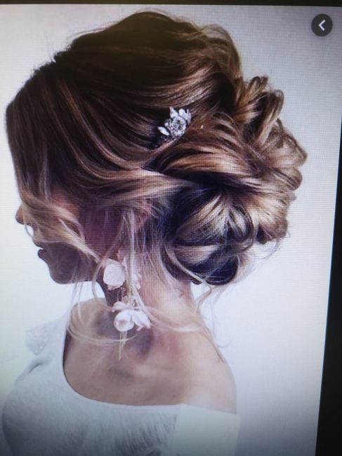 Coiffure avec robe sirène 2