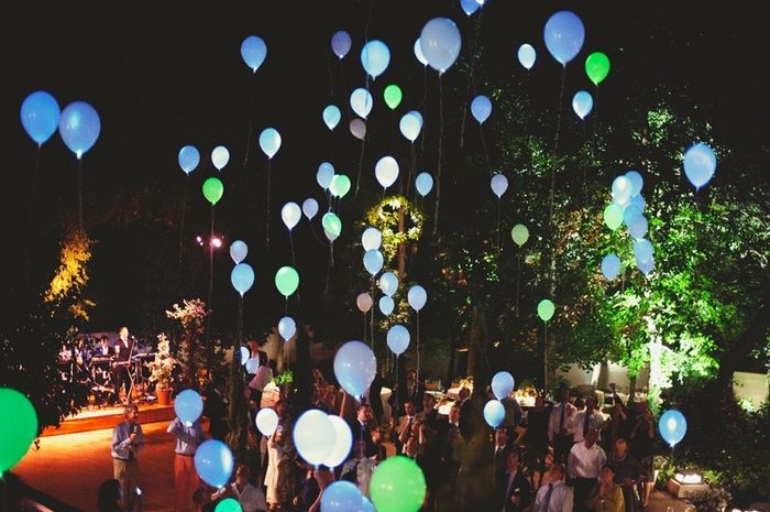 Lâcher de ballons lumineux LED