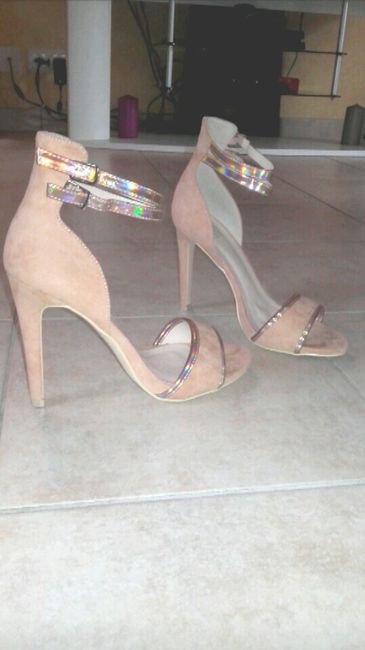 Chaussures - 1