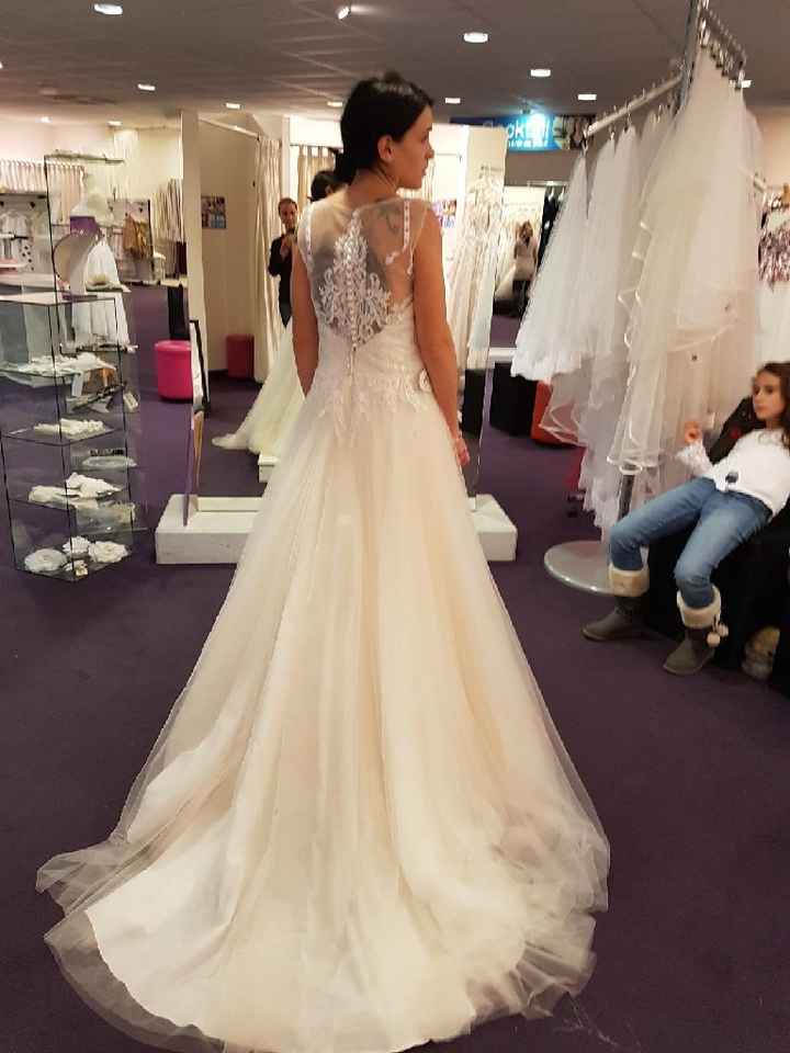 Hésitation robe - 1