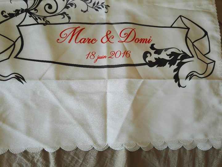 Reçu mon chemin de table personnalisé pour la table d honneur - 2