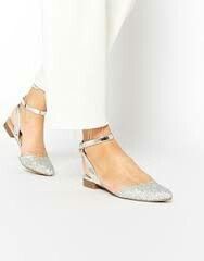 Cherche ce style de chaussures pour la fin de soirée - 2