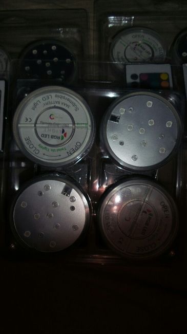 Reçu mes disques led submersibles a télécommande - 2