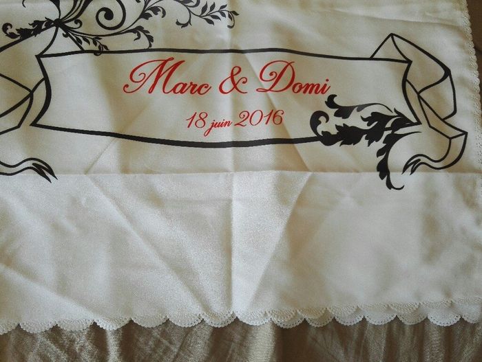 Reçu mon chemin de table personnalisé pour la table d honneur - 2
