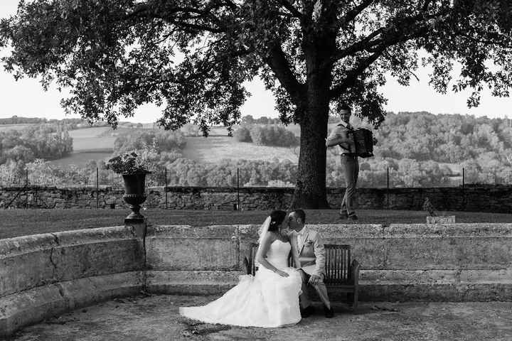 En nous accompagnant au son de son accordéon, Gregory CHAUCHAT a grandement participé à la magie de 