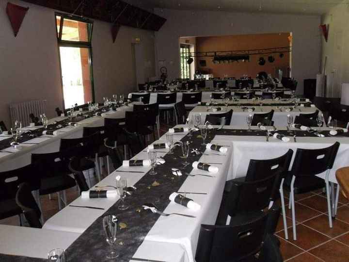 Chaises de la salle - 1