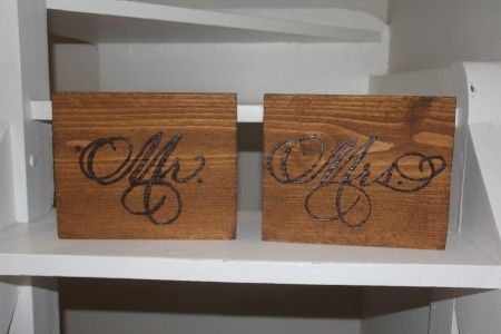 Nos dos de chaises.