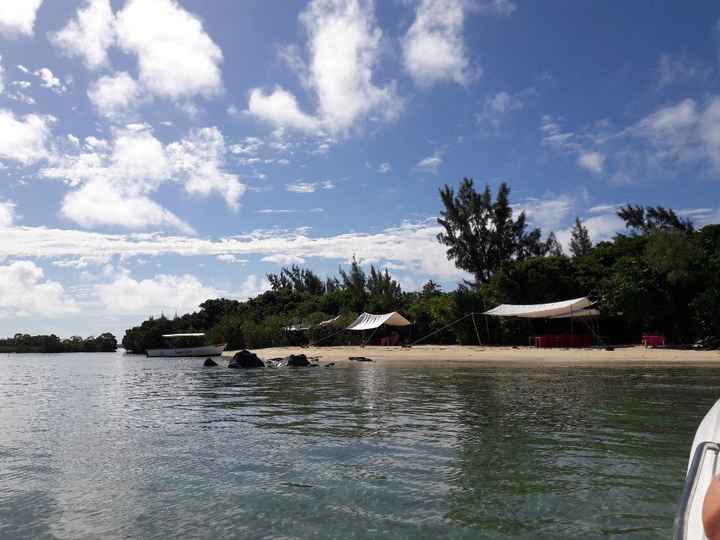 Sortie "One Love", Repas sur côté d'ile désert