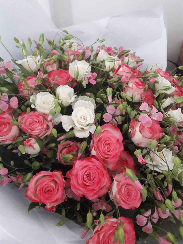 Fleurs offertes par l'agence de voyage