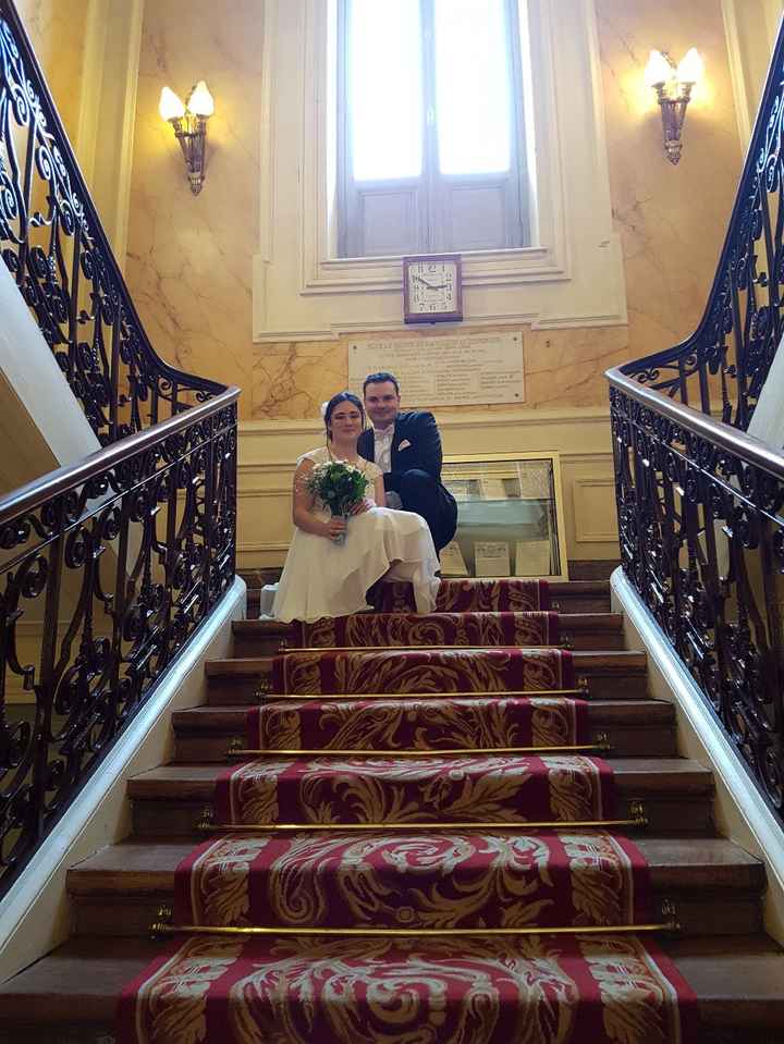 Photo dans l'escalier (nous étions mariés à ce moment là)