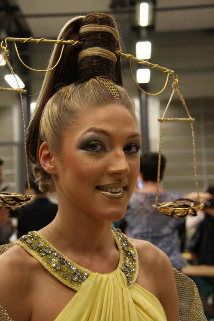 Coiffure plus qu'original !! - 5