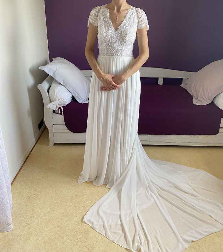 Je partage ma robe - 1