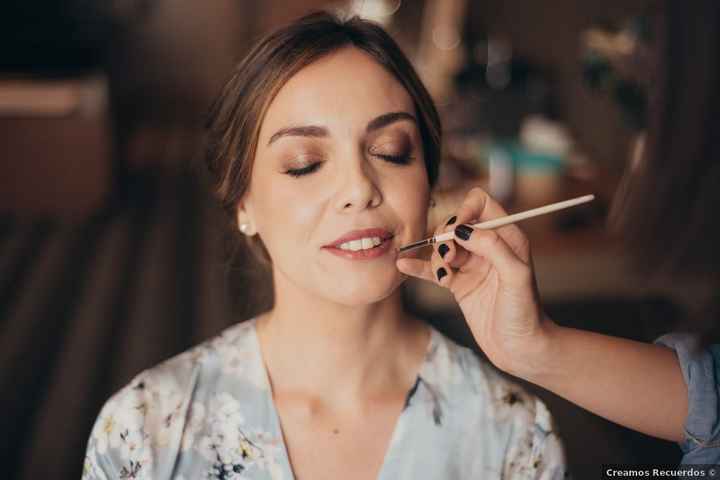 Gloss, rouge à lèvres ou bouche naturelle ? 💄 - 1