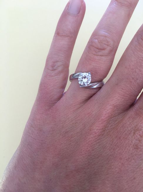 Avec ou Sans...  Bague de fiançailles ! 💍 - 1