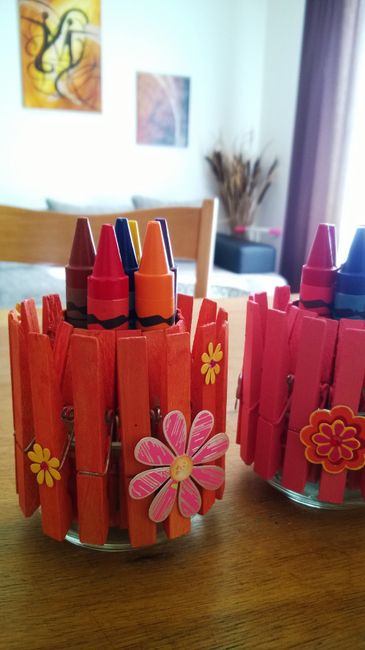 Pot à crayon table enfant.  DIY