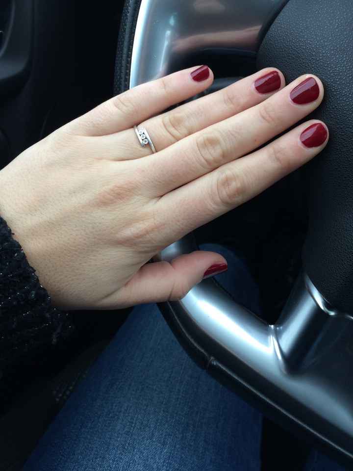 Avez-vous publié une photo de votre bague de fiançailles ? - 1