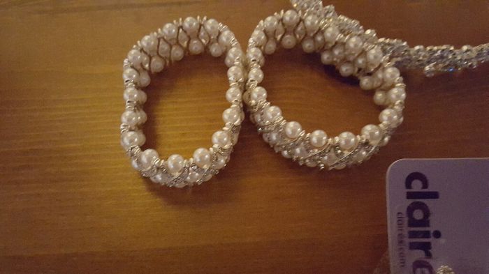 Serre tete  et bijoux trouver - 2