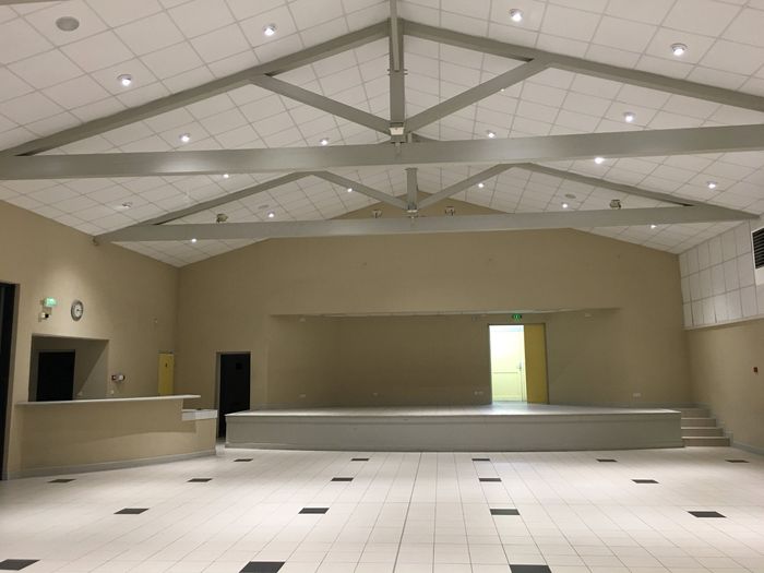 Décorer le plafond de la salle... sans abîmer ! - 2