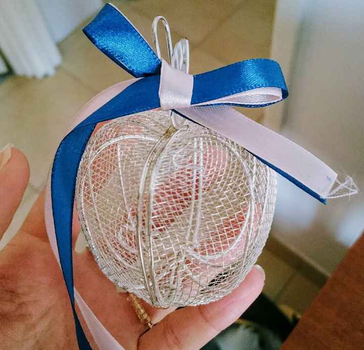  Contenant dragées reçu - 2