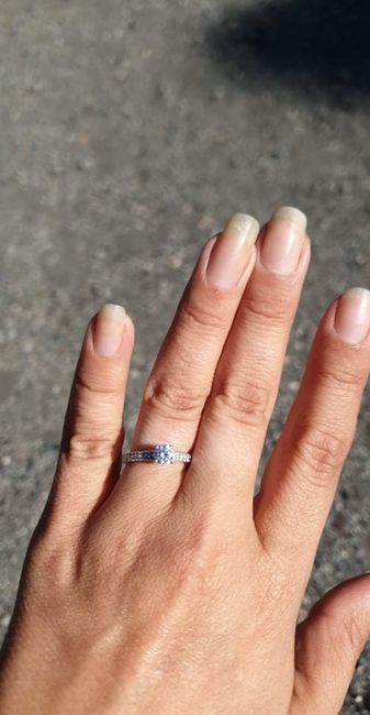Ta bague de fiançailles sur le Pinterest de Mariages.net ça t'intéresse ? ❤️ - 1