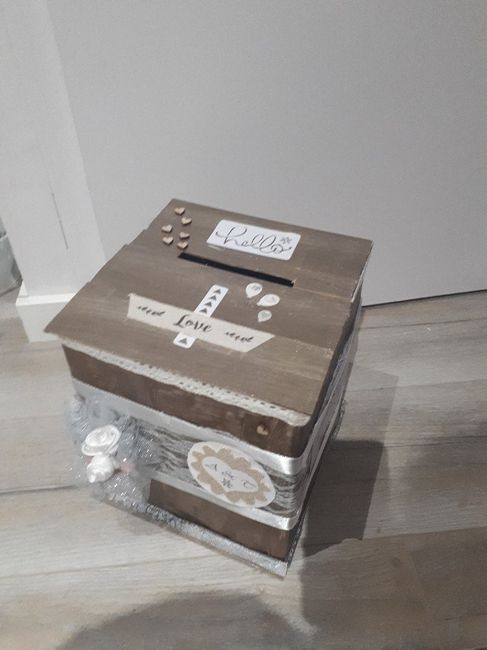 Les Urnes - 1