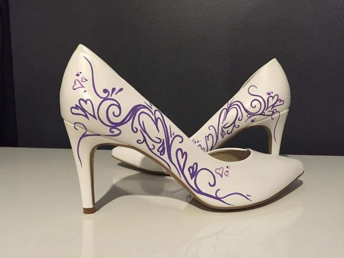 Chaussure violette - 1