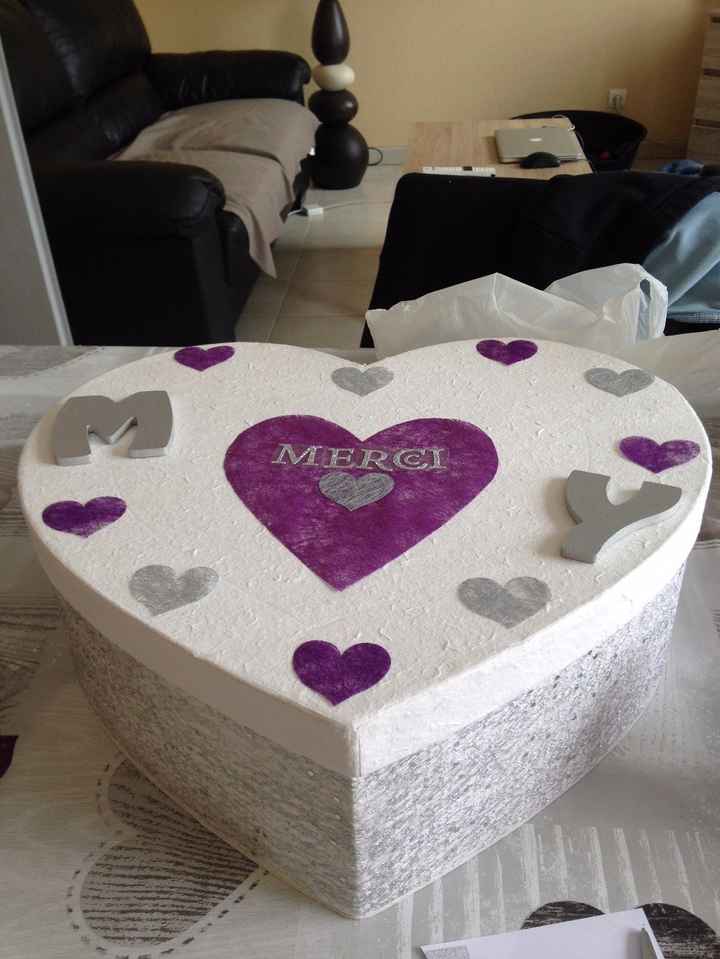 Urne 1 - coeurs violet et gris 