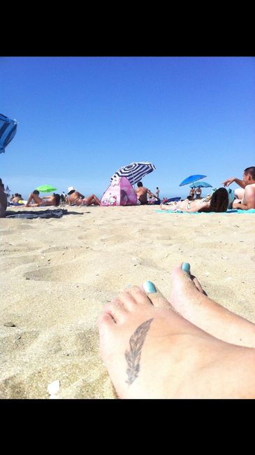 Tattoo plume