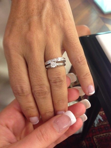 Bague de fiançailles et alliance