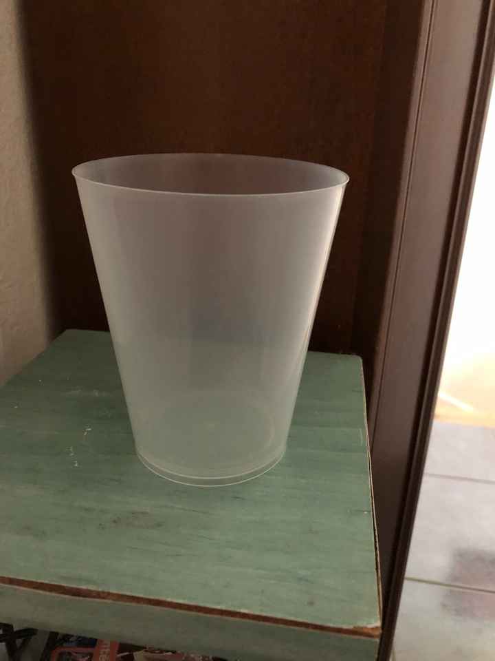 Gobelets plastiques personnalisés - 1