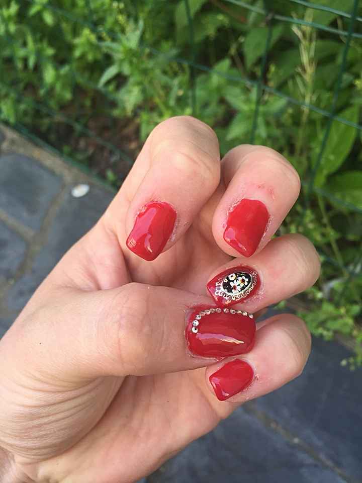 J -3: les ongles - 3