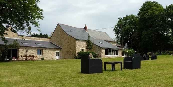 Le grand parc derrière