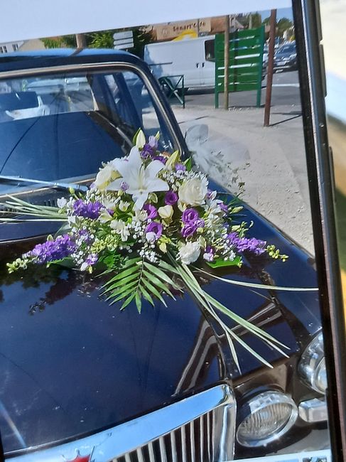 Décoration voiture fleuriste 2