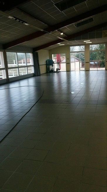 mezzanine (vu sur les arenes)