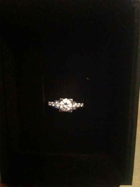 ma bague de fiançailles !