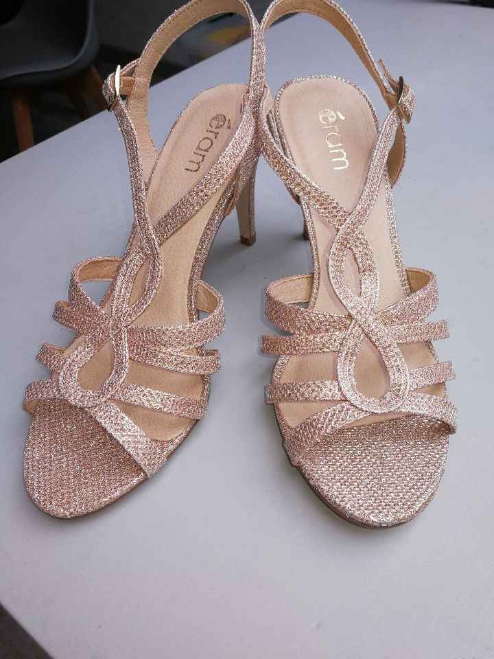Chaussures - 1